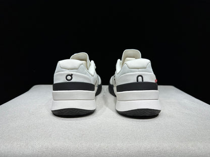 The Roger Pro 2 White Black