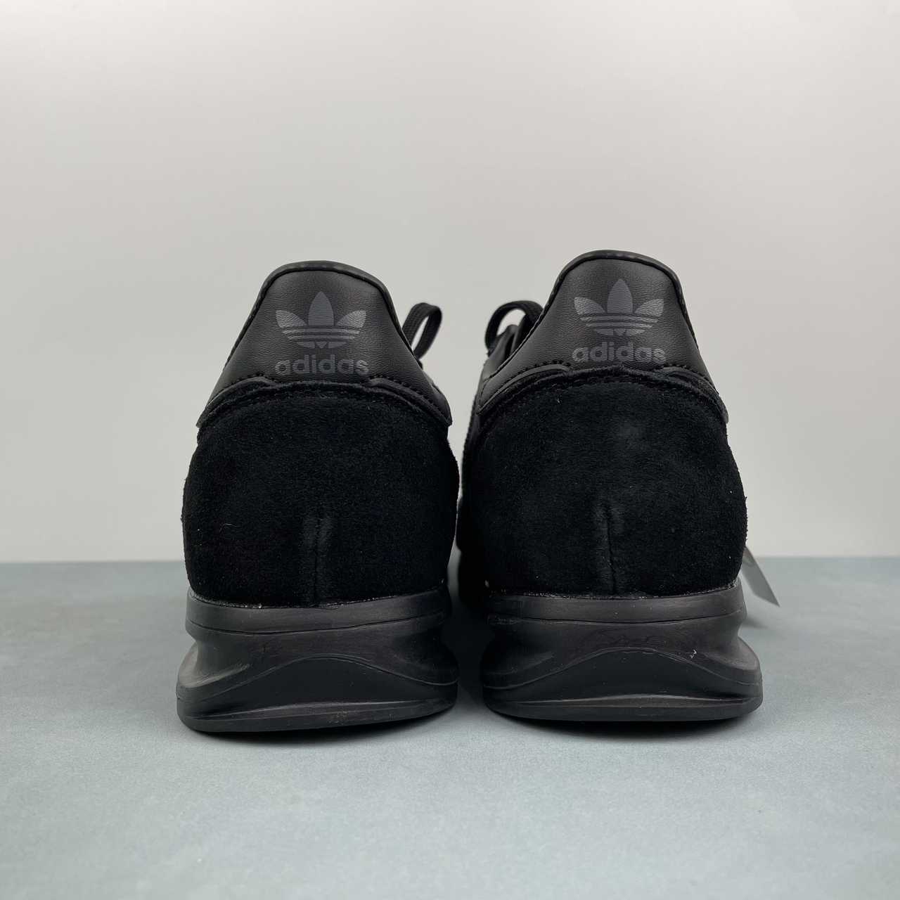 AD SL All Black