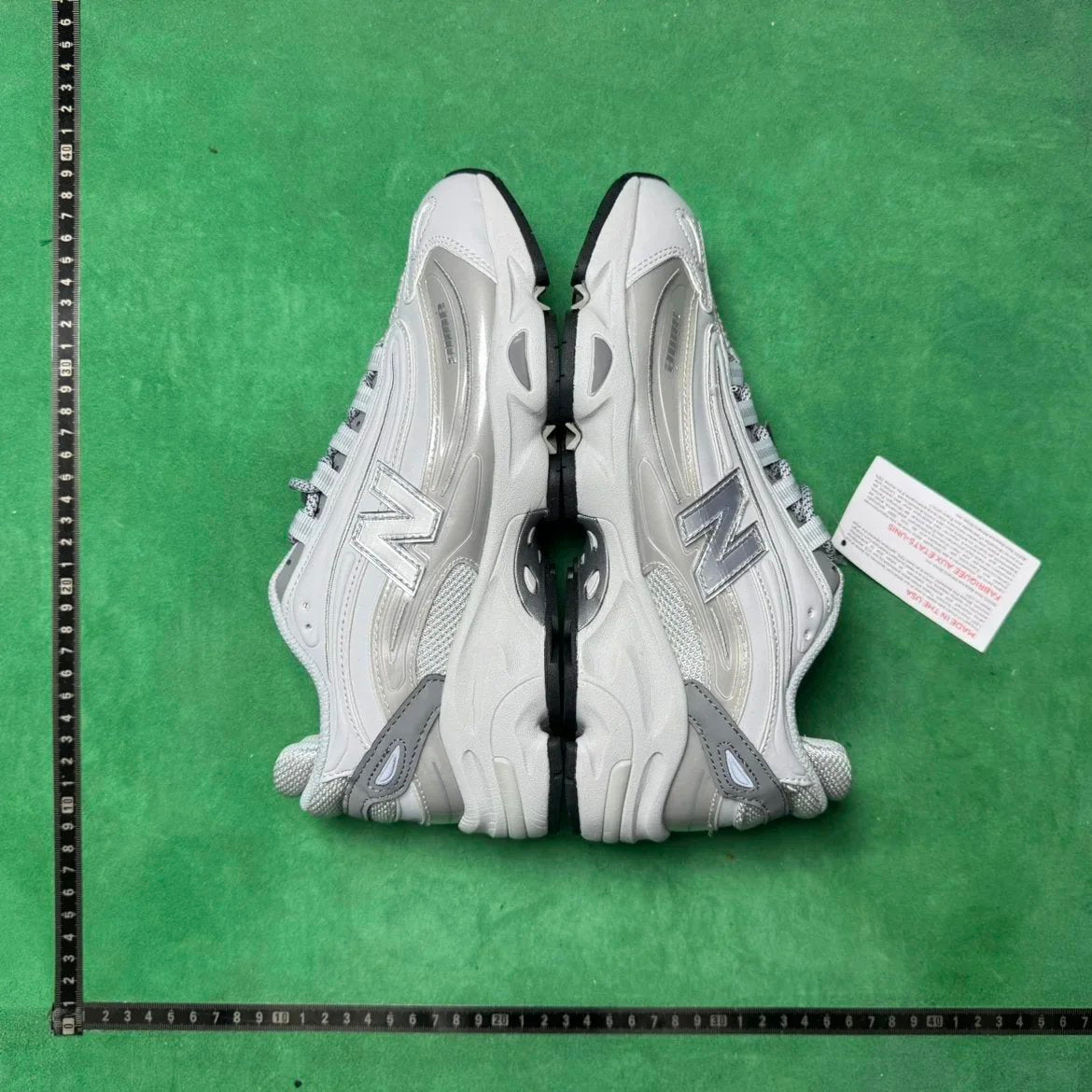 1000 White