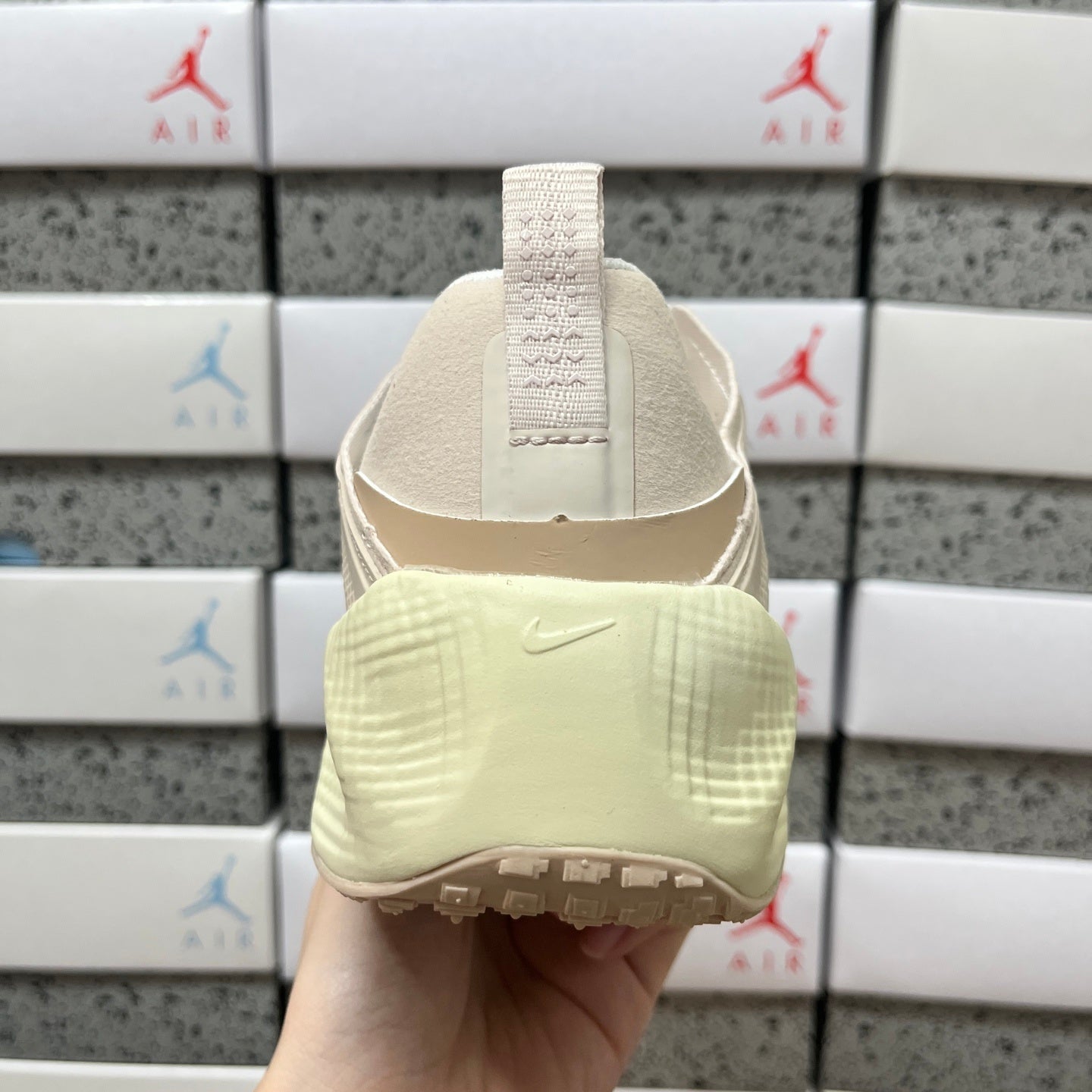 AVA ROVER Beige White Milk
