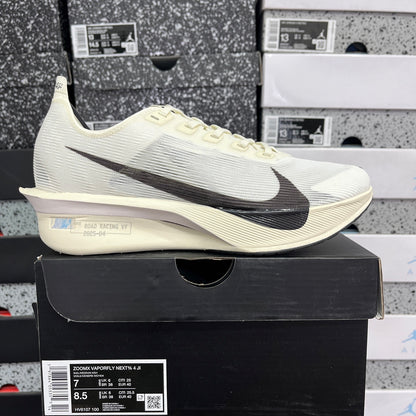 ZoomX Vaporfly Next% 4 Light Grey