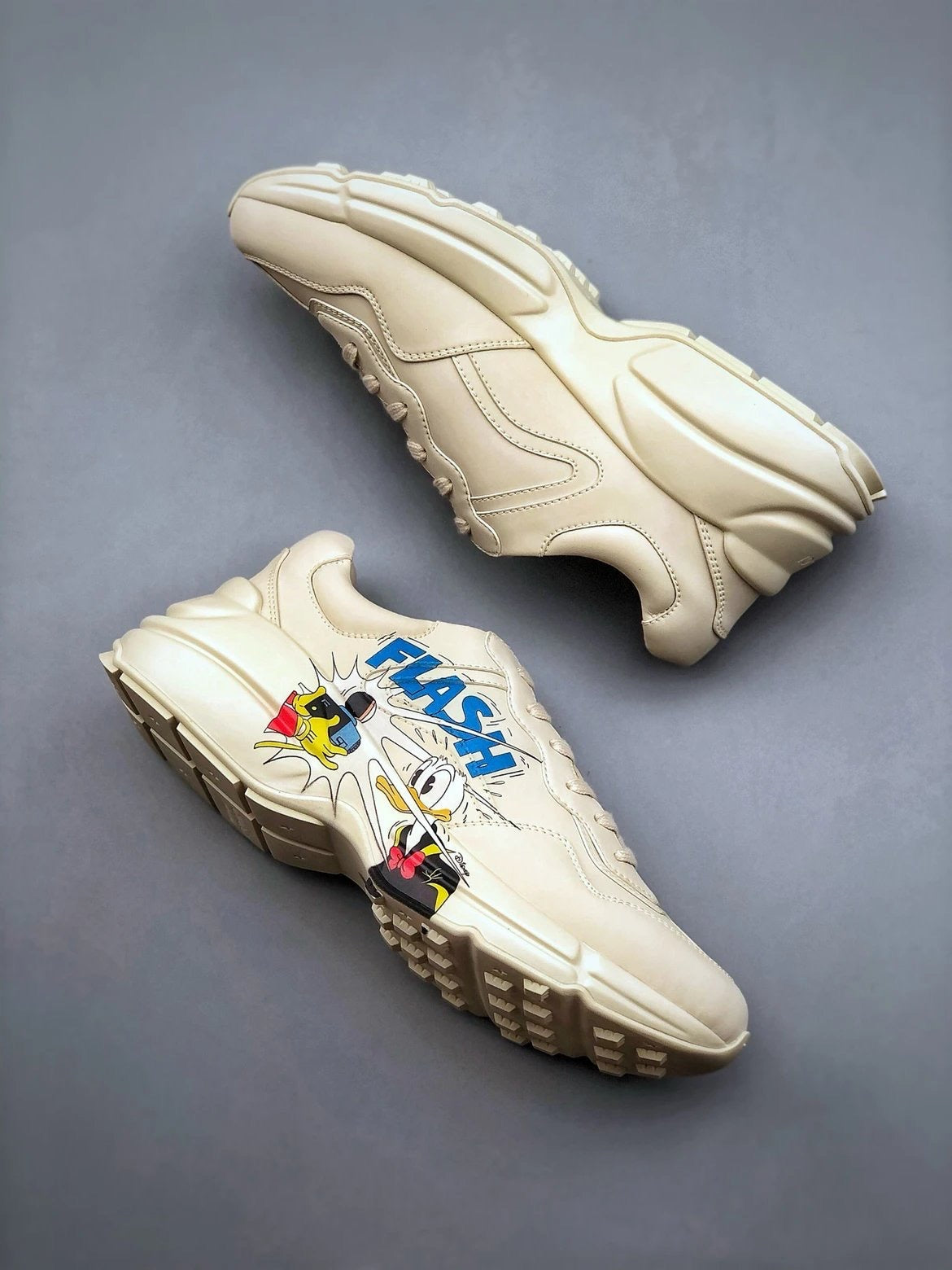 GC Rhyton Pato Donald