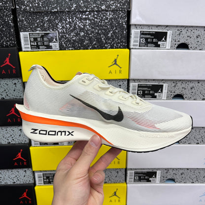 ZoomX Vaporfly Next% 4 Grey Orange
