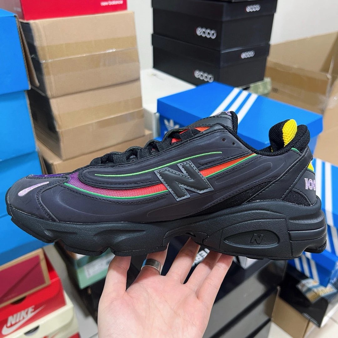 1000 Black