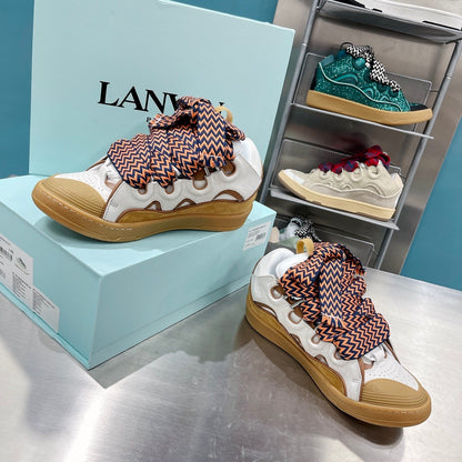 Curb Caramelo