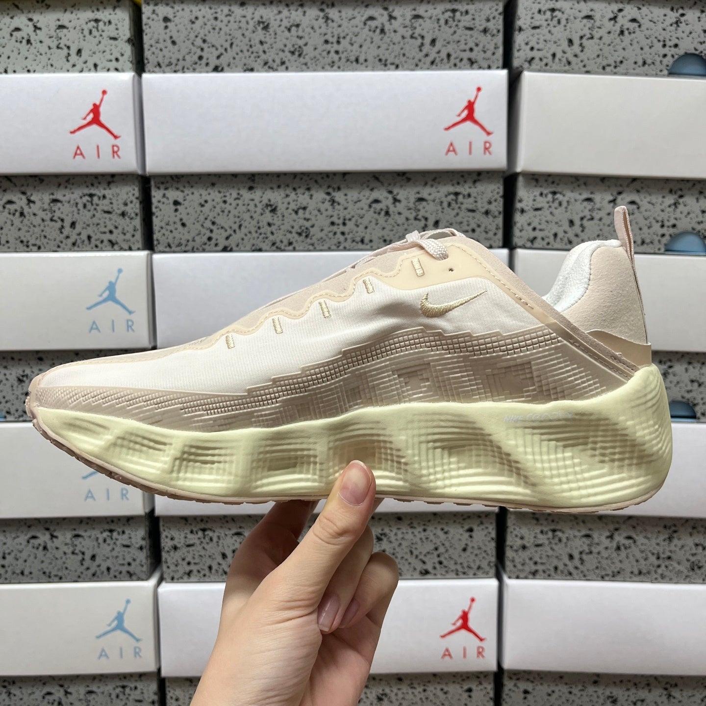 AVA ROVER Beige White Milk