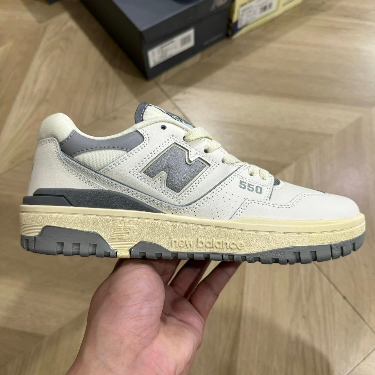 550 Grey