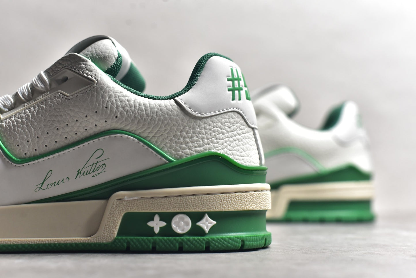 Trainer White and Green