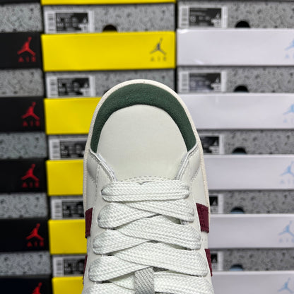 Campus White Burgundy