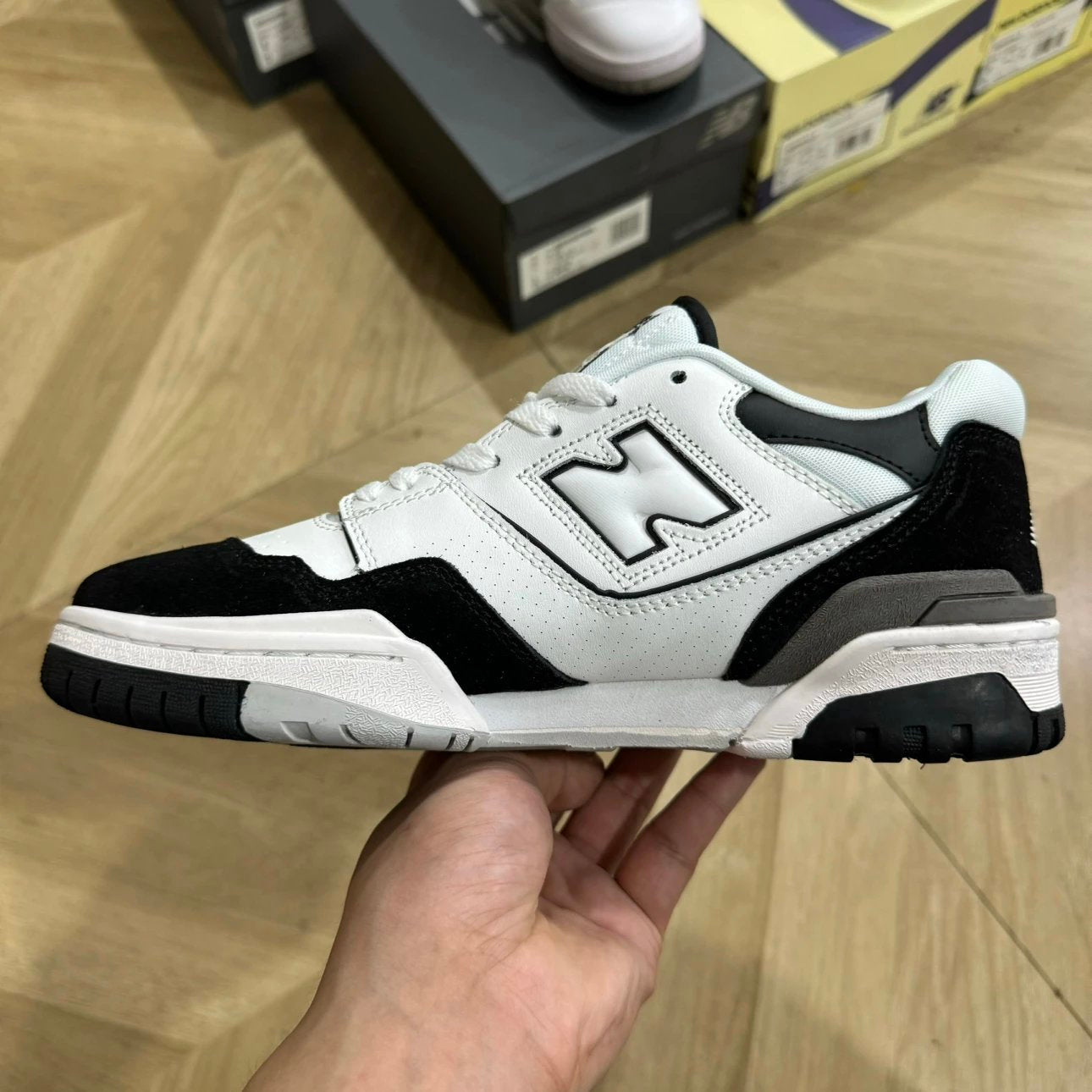 550 Black