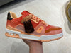 Trainer Orange