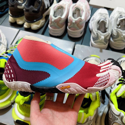Suicoke Red & Blue NIN-LO FiveFingers