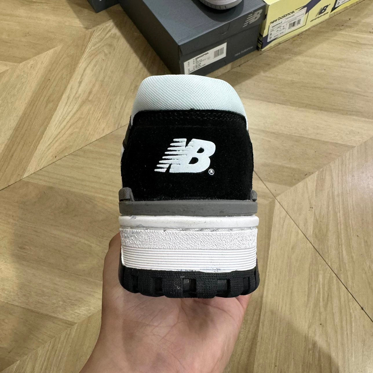 550 Black