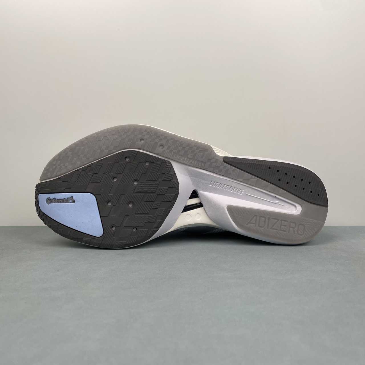 Adizero Boston 13 Grey Silver