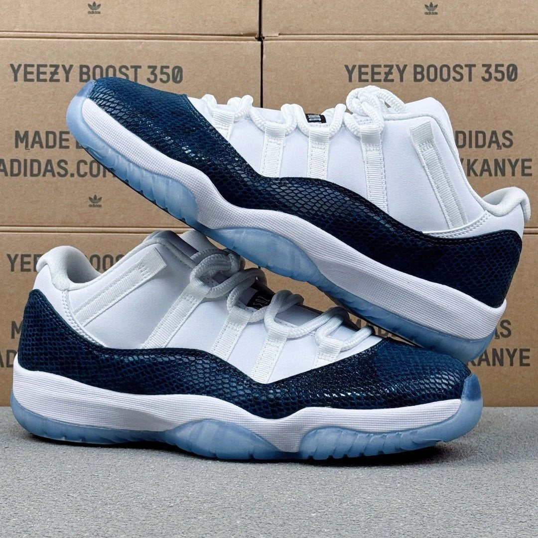 AJ11 Low Shake Navy