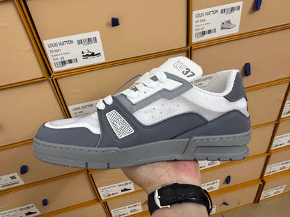 Trainer White and Gray