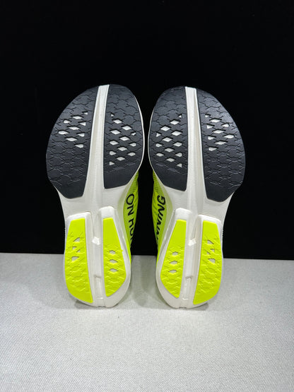 Cloudboom Strike Fluorescente Green