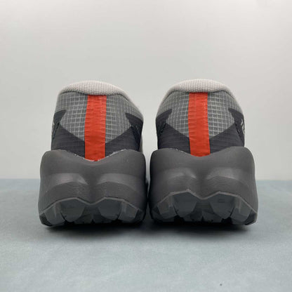 TERREX AGRAVIC Grey White