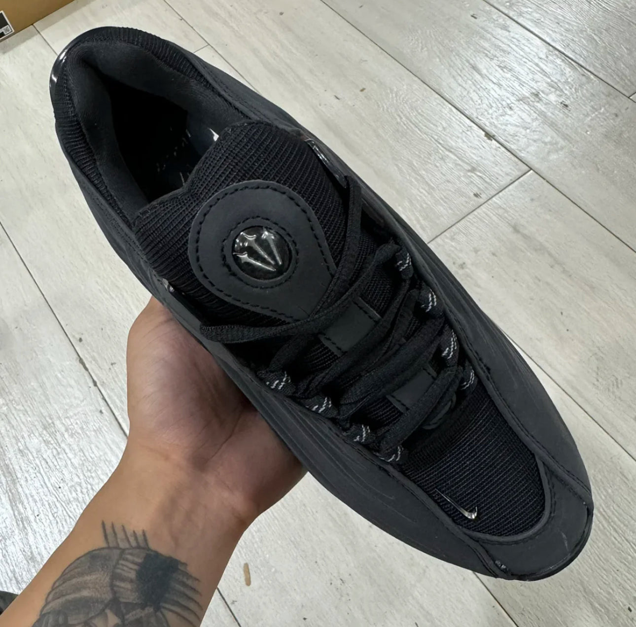 Nocta Hot Step 2 Black