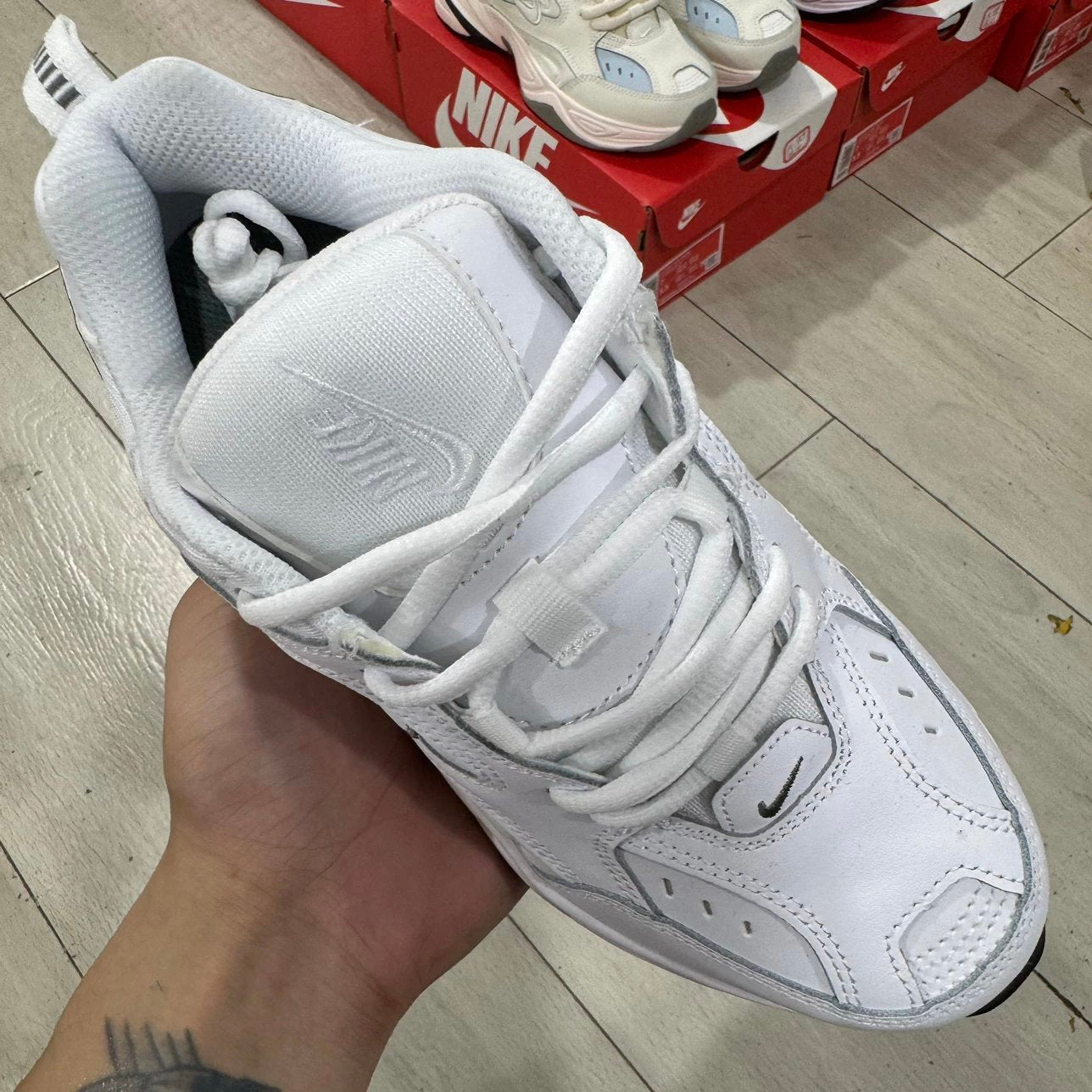M2K Tekno White