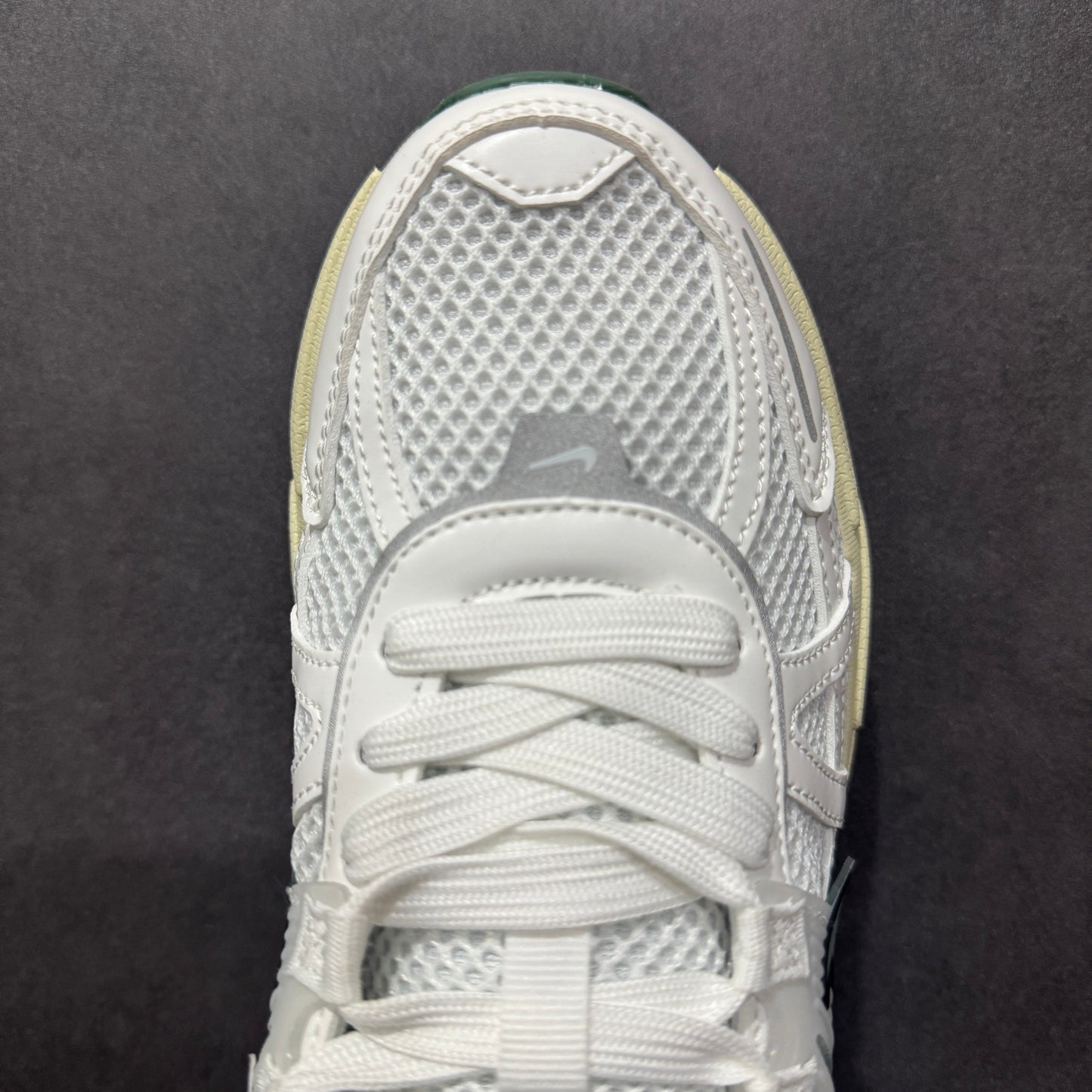 V2K Run Grey Forest Green