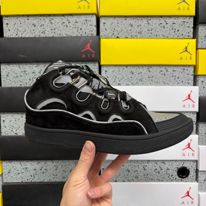 Curb Black