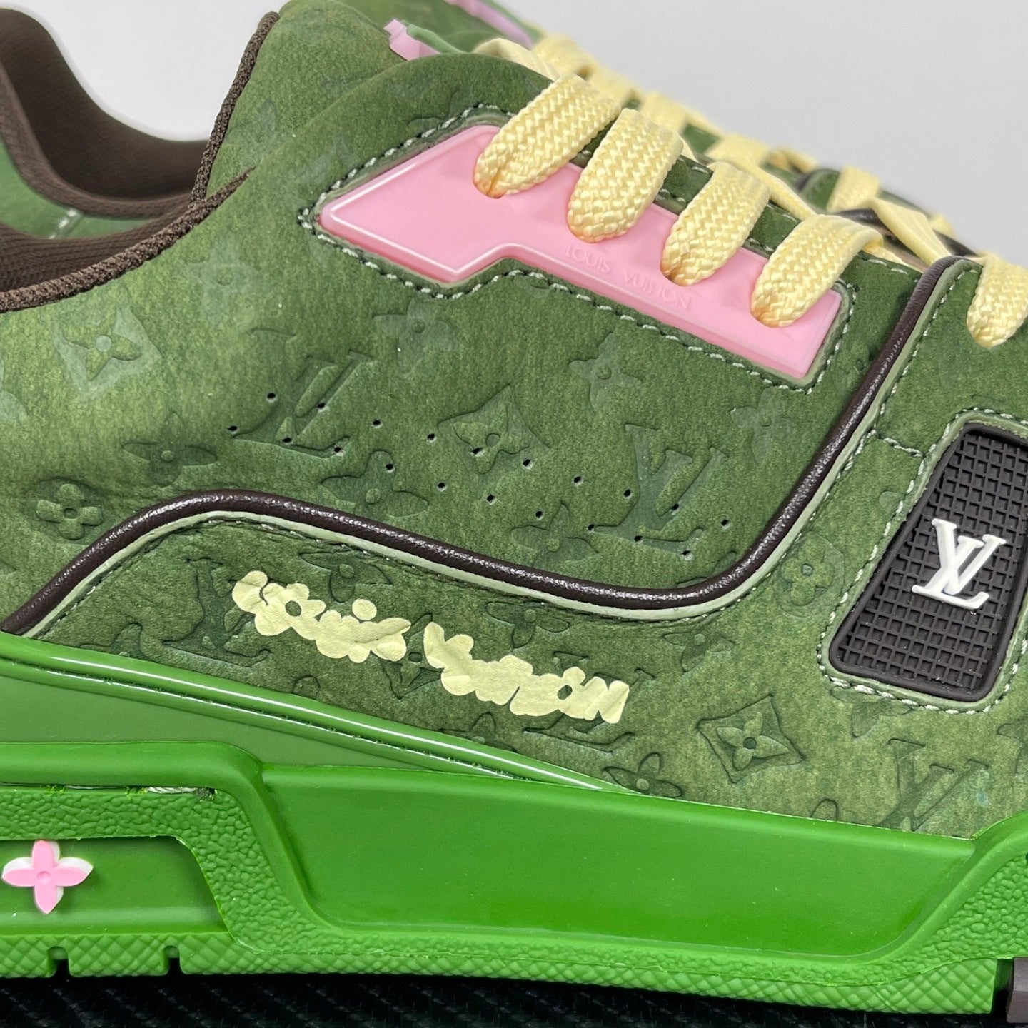 Trainer Green