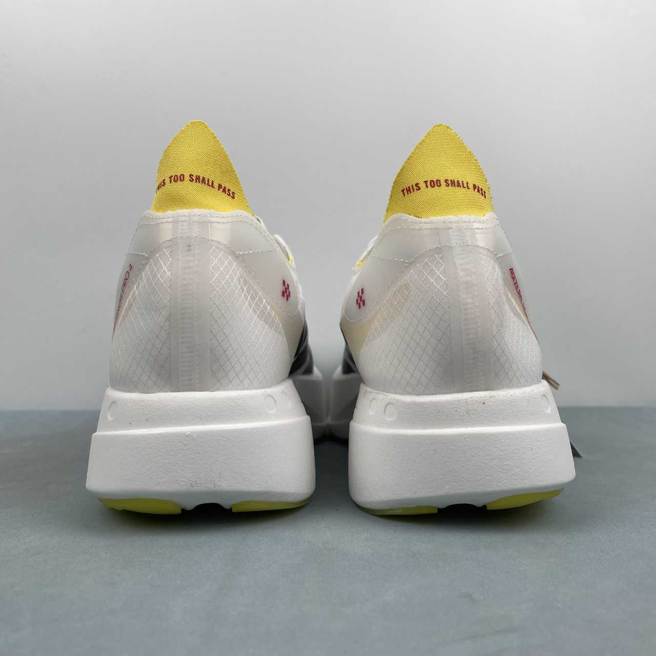 Adios Pro 4 White / Yellow
