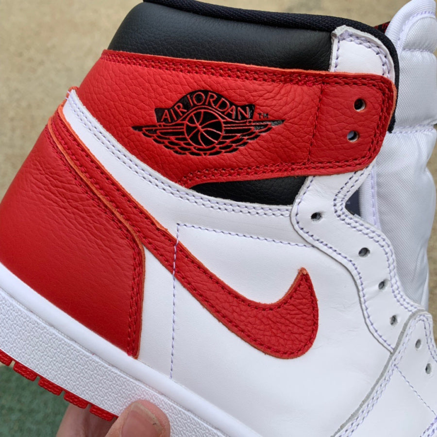 AJ1 High Heritage