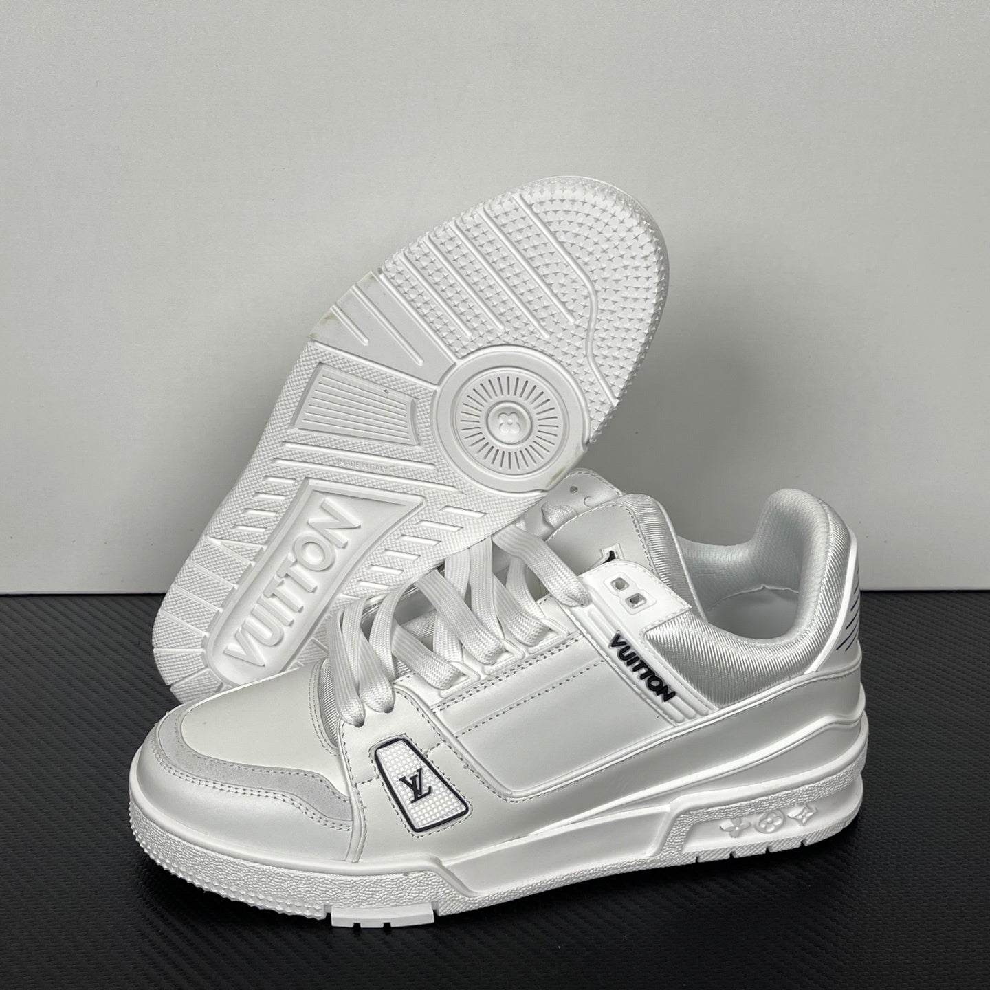 Trainer White