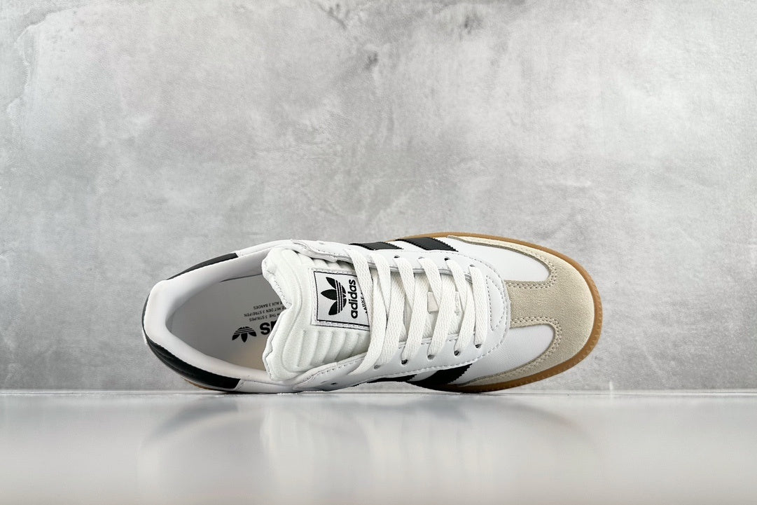 Sambae W White Black Brown