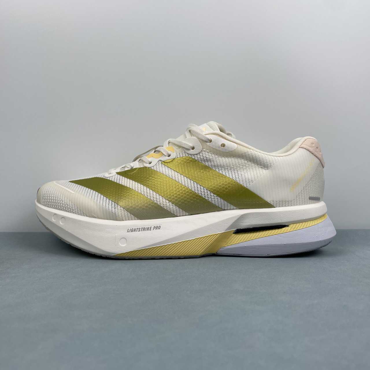 Adizero Boston 13 Gold