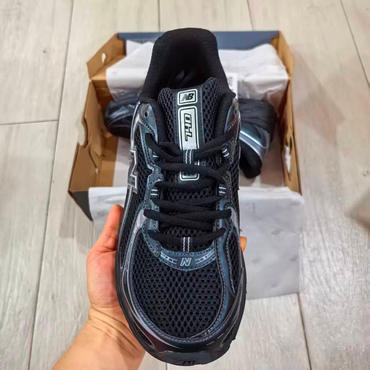 740 Black
