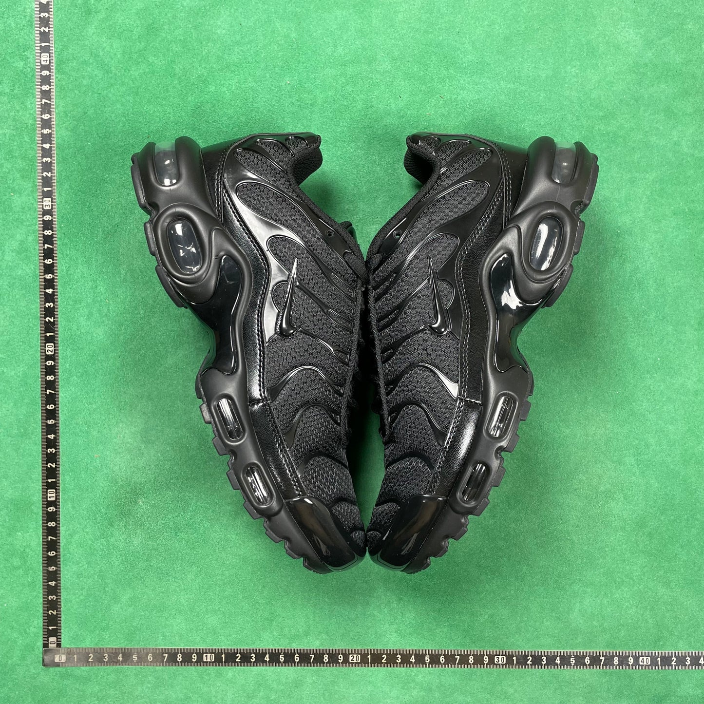 TN All Black
