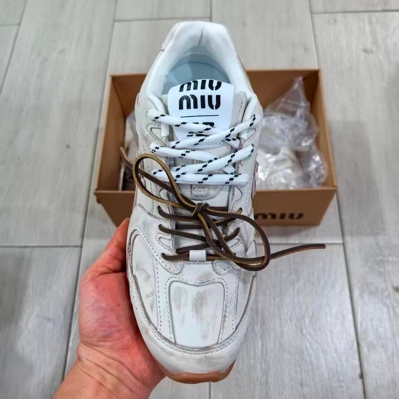 Nb MIU MIU
