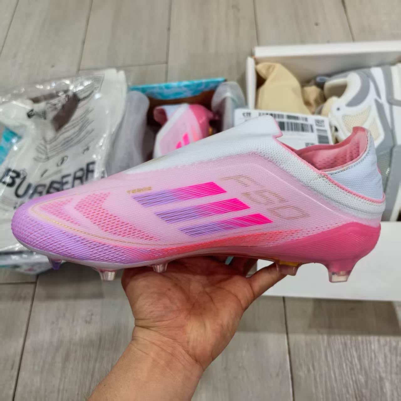 F50 Pink