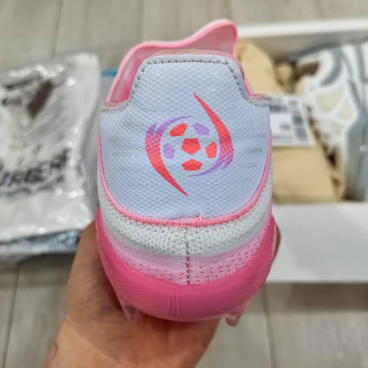 F50 Pink