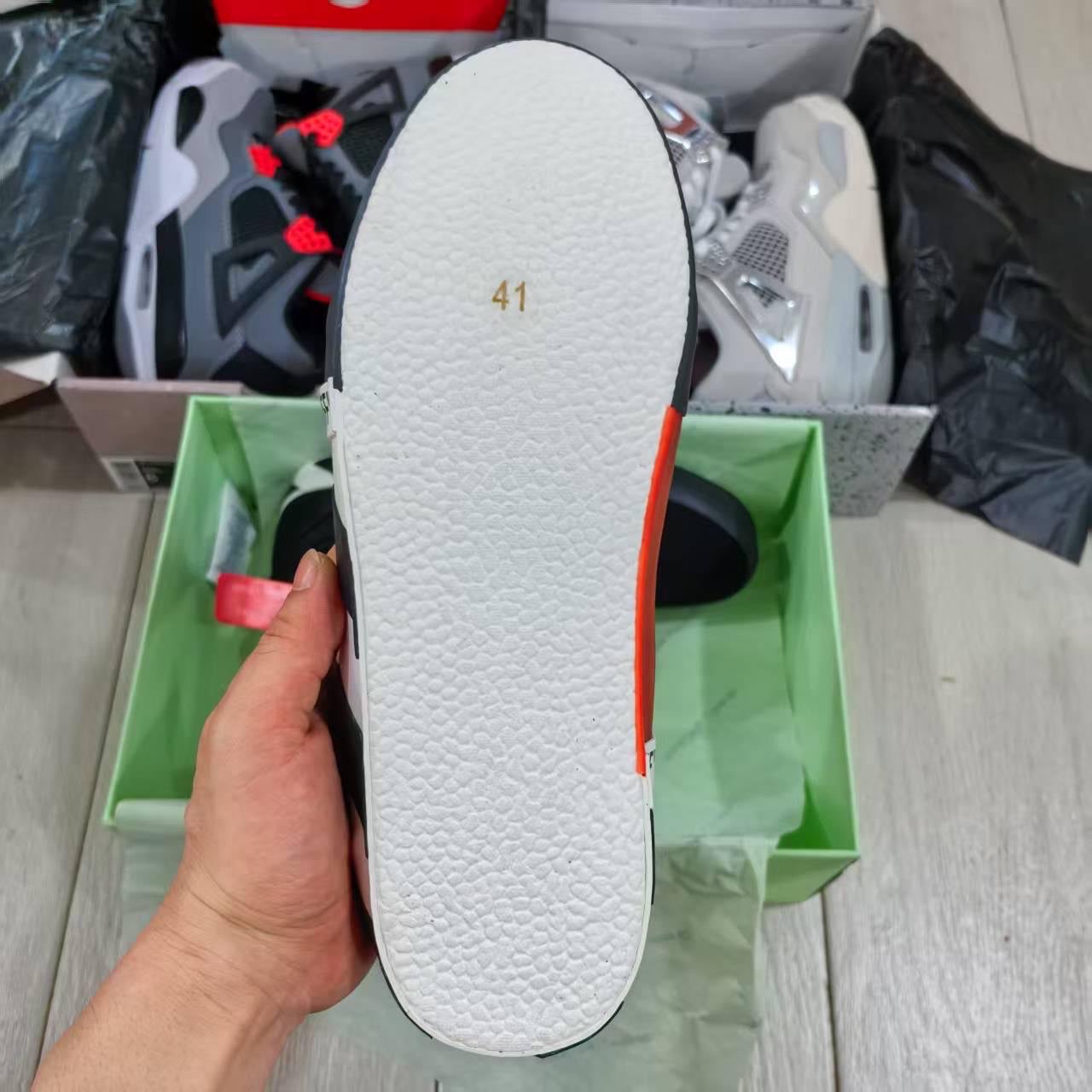 OFF-WHITE Vulc Low Black