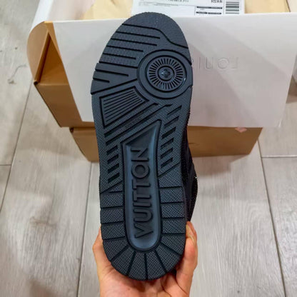 Aware Skate All Black