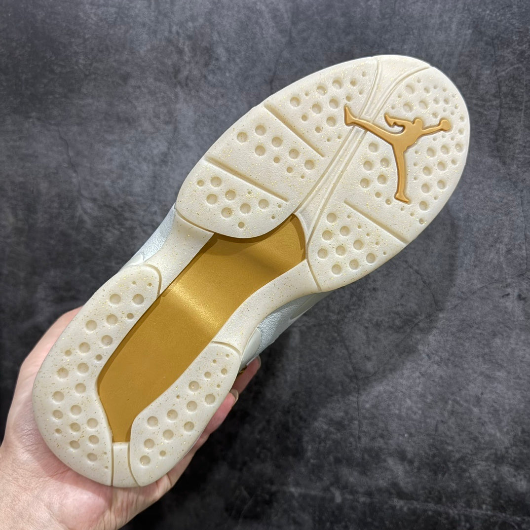 AJ8 Championship Trophy Pack