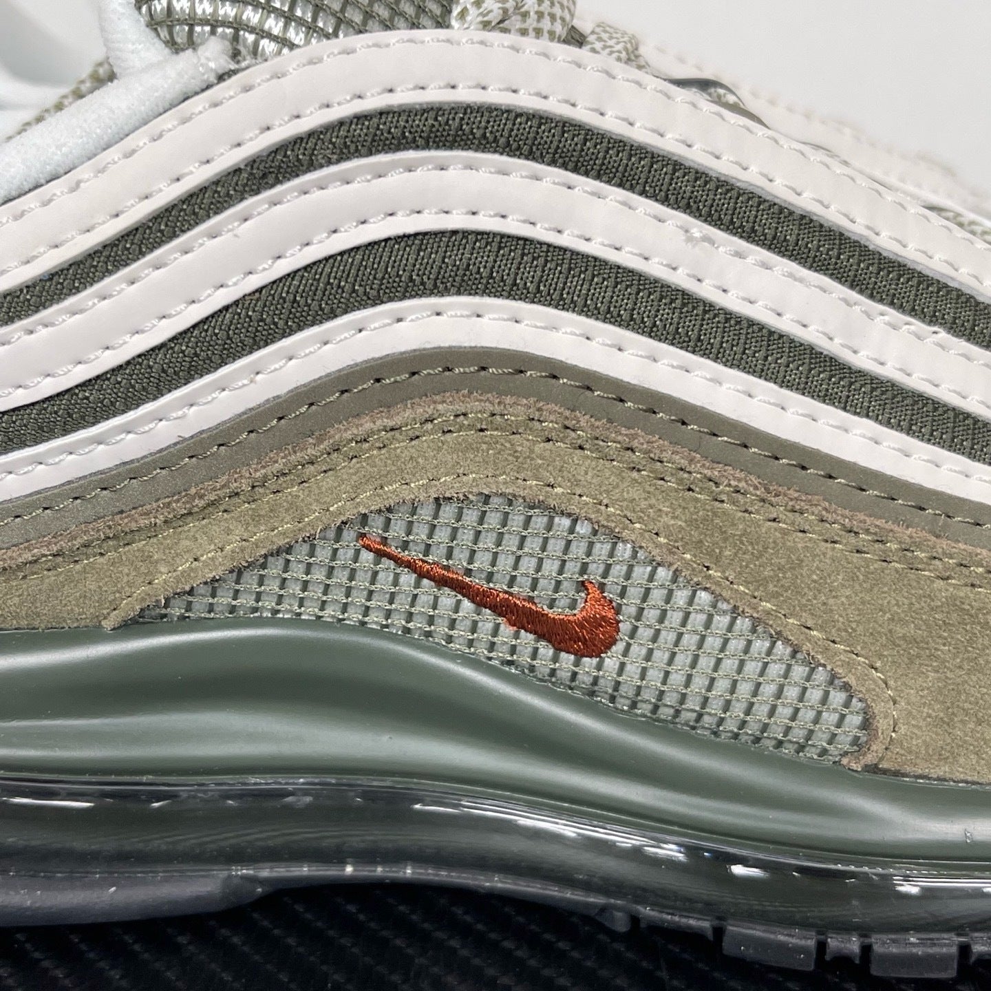 97 Olive Cream