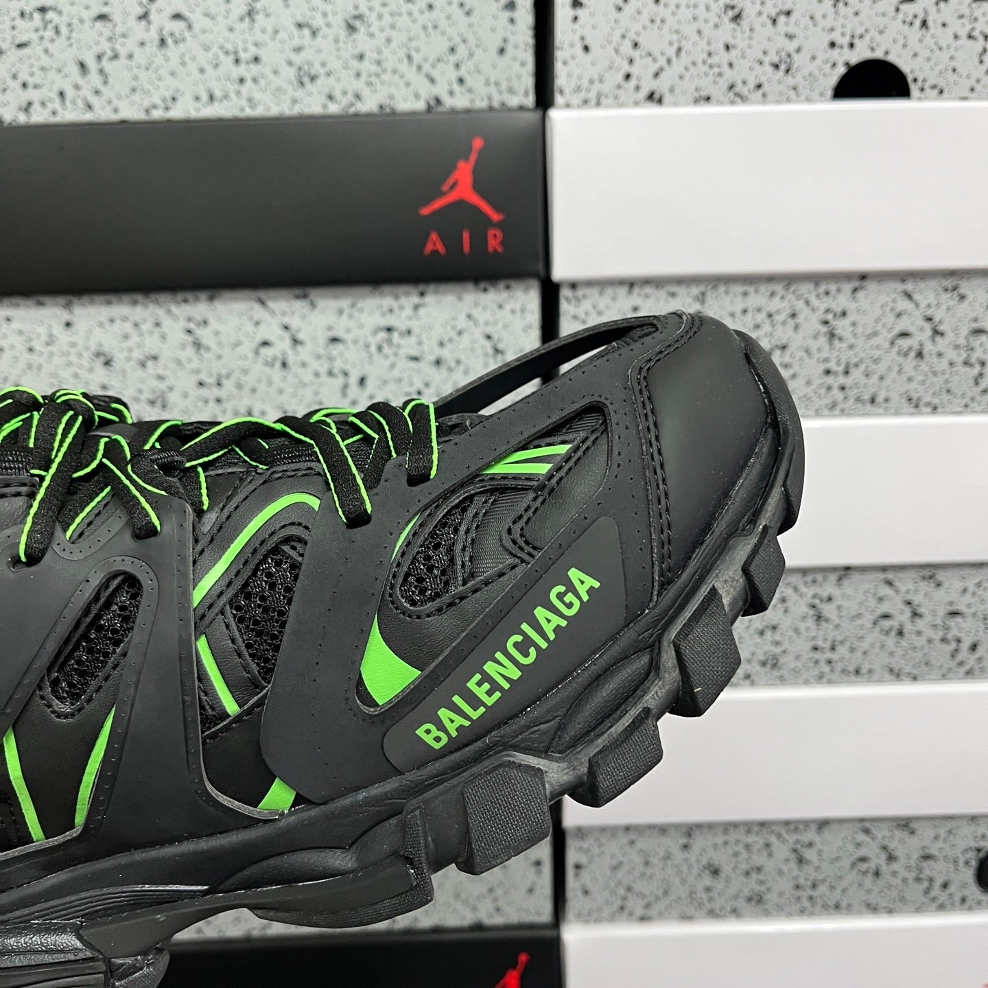 BLG Track Green & Black