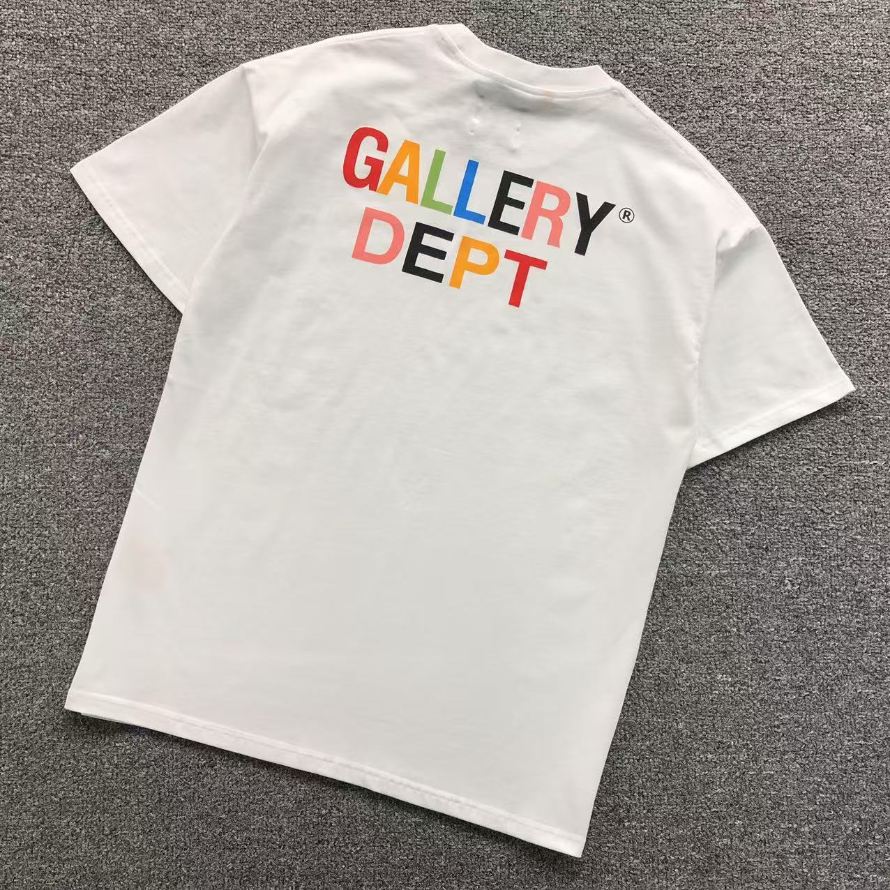 T-shirt GALLERY DEPT