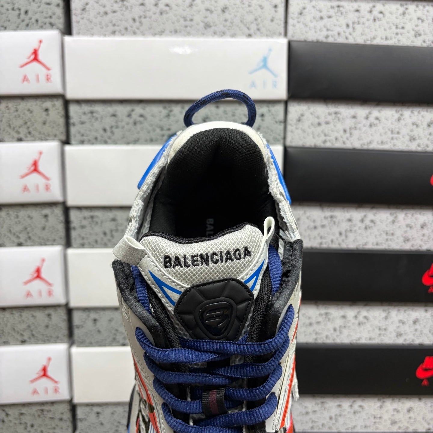 BLG Runner 7.0 Graffiti -Grey/Black/Blue