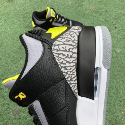 AJ3 Oregon Ducks Pit Crew