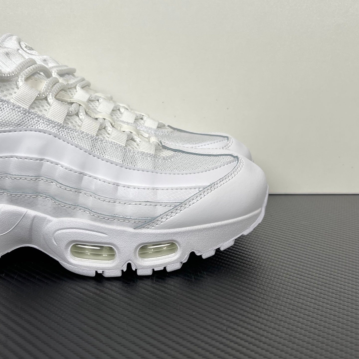 95 Pure White