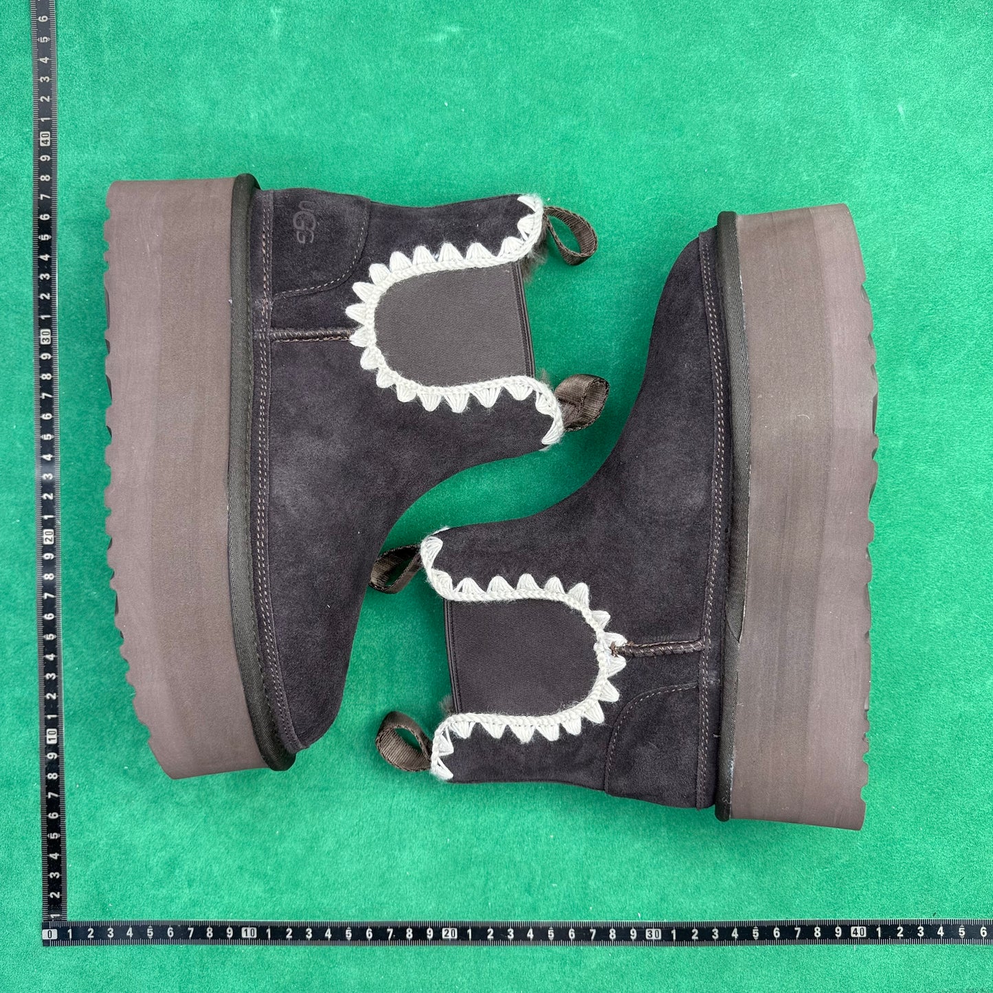 TT UGG