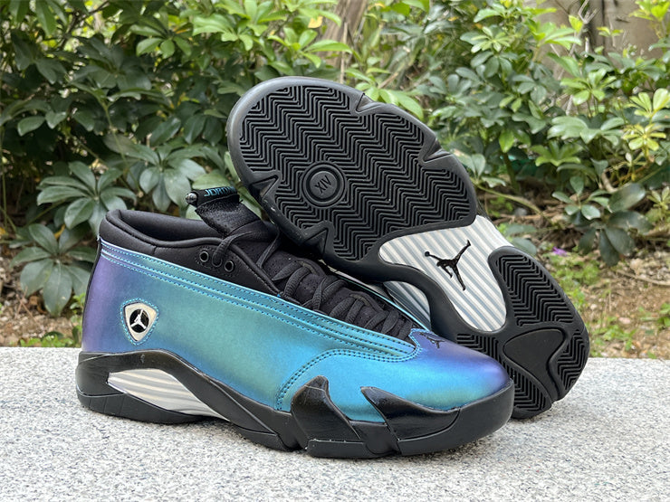 AJ14 Low Love Letter