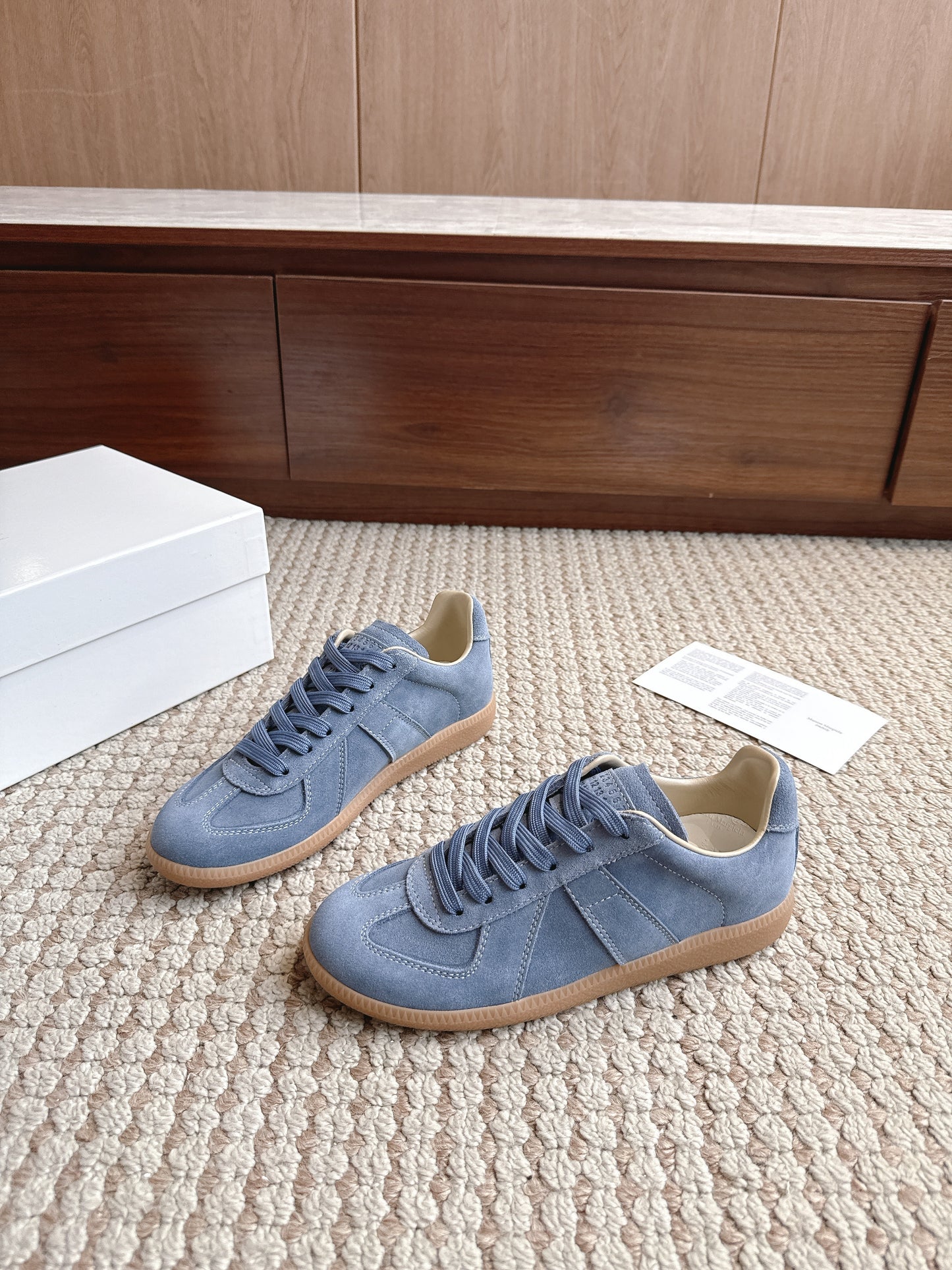 Maison Velut Baby Blue