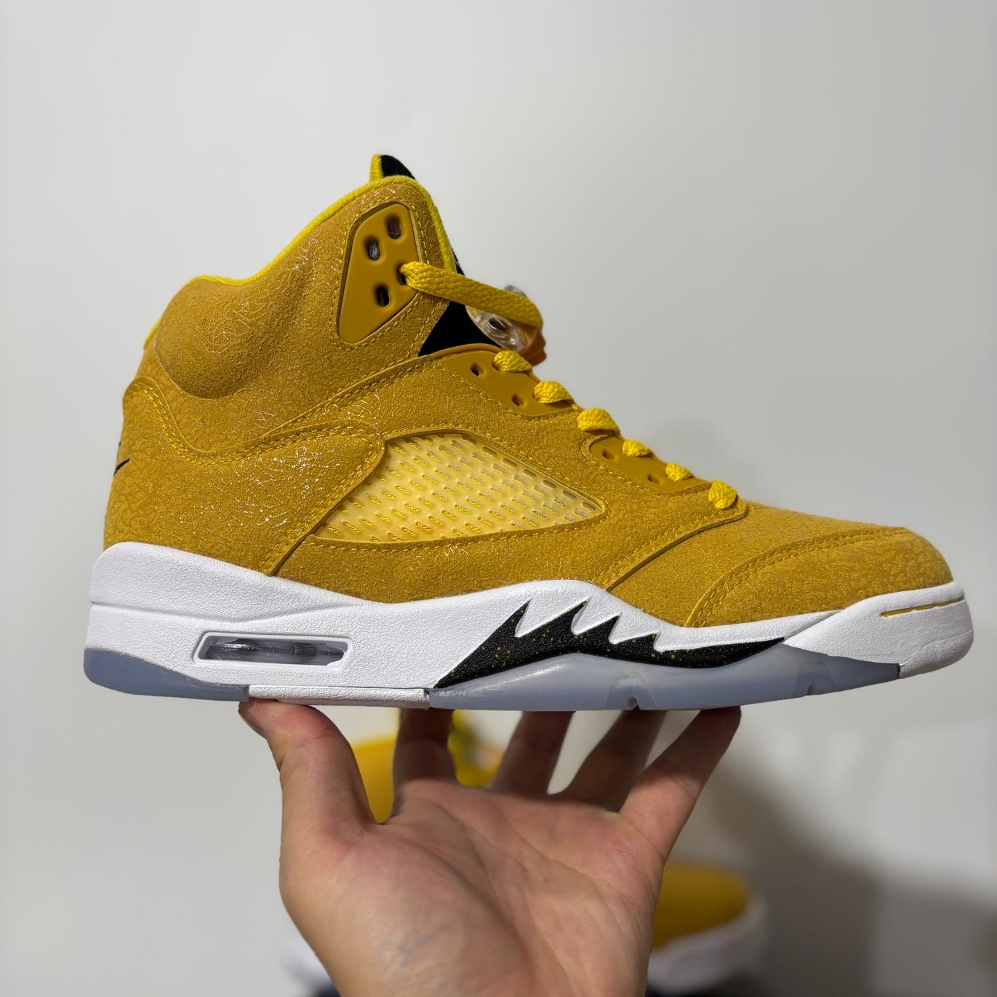 AJ 5 Retro PE Maize Yellow